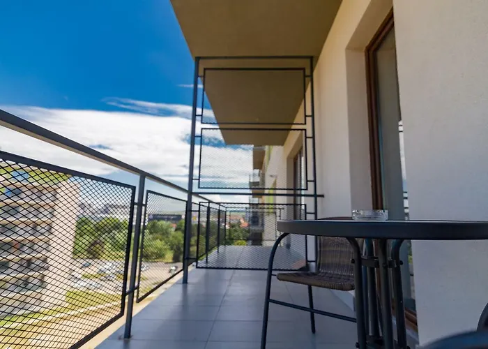 Laura קלוז'-נאפוקה